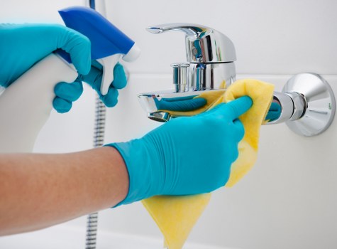 Professional carpet cleaning in a refined Mayfair home or office